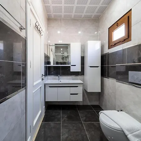 Exceptional Villa With Private Pool And Gorgeous View In Antalya Appartamento *