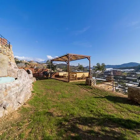 Exceptional Villa With Private Pool And Gorgeous View In Antalya Appartamento